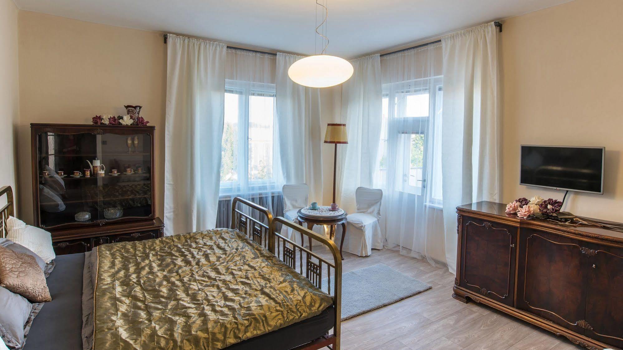 Libusina Villa Кутна-Гора Экстерьер фото