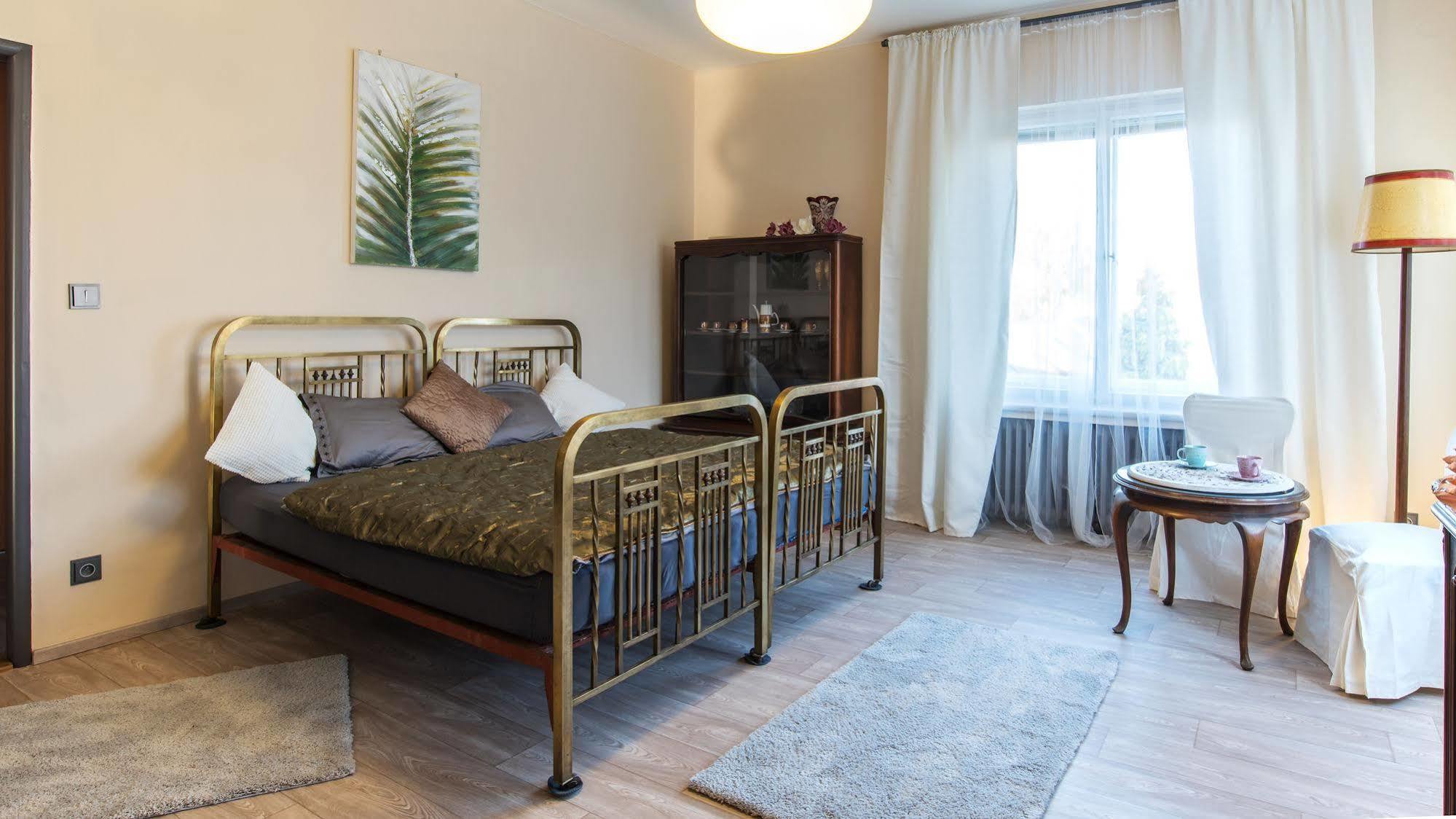 Libusina Villa Кутна-Гора Экстерьер фото